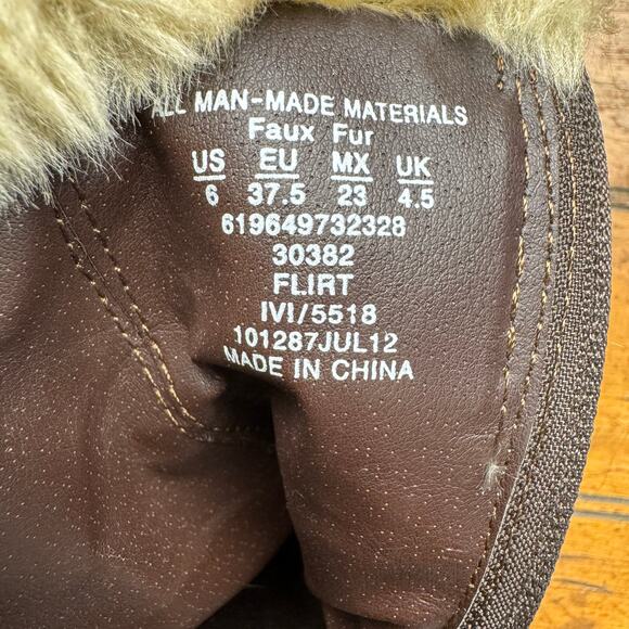 Dream Out Loud by Selena Gomez furry boots‎ heels - Picture 7 of 8